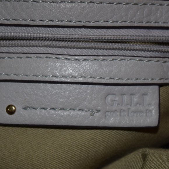G.I.L.I Leather Stirrup Satchel W/ Shoulder Strap - Picture 13 of 16